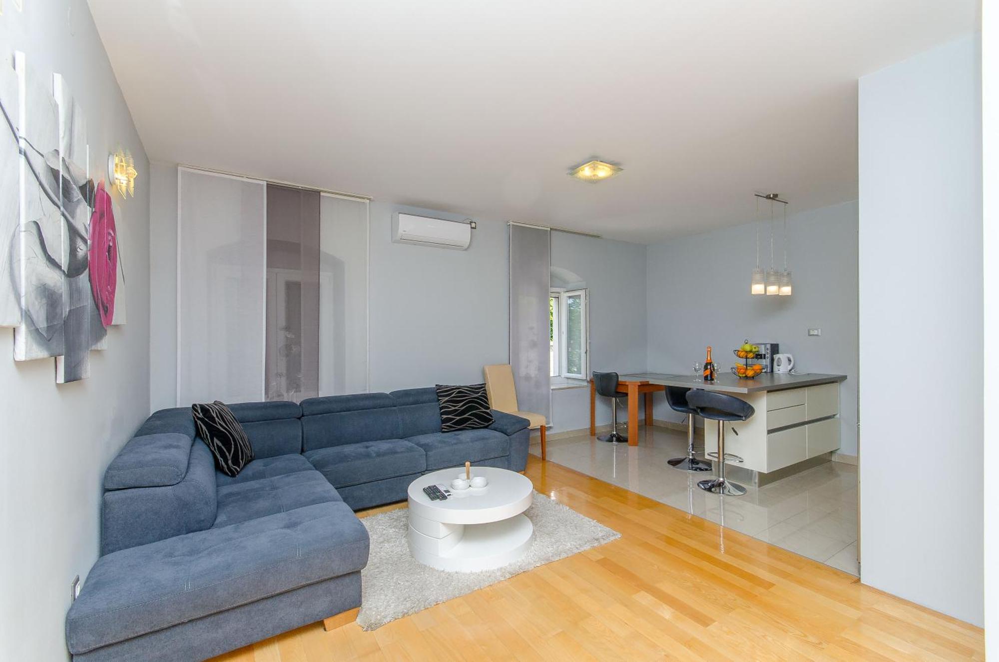 Stone Rose In Center Apartment Split Luaran gambar