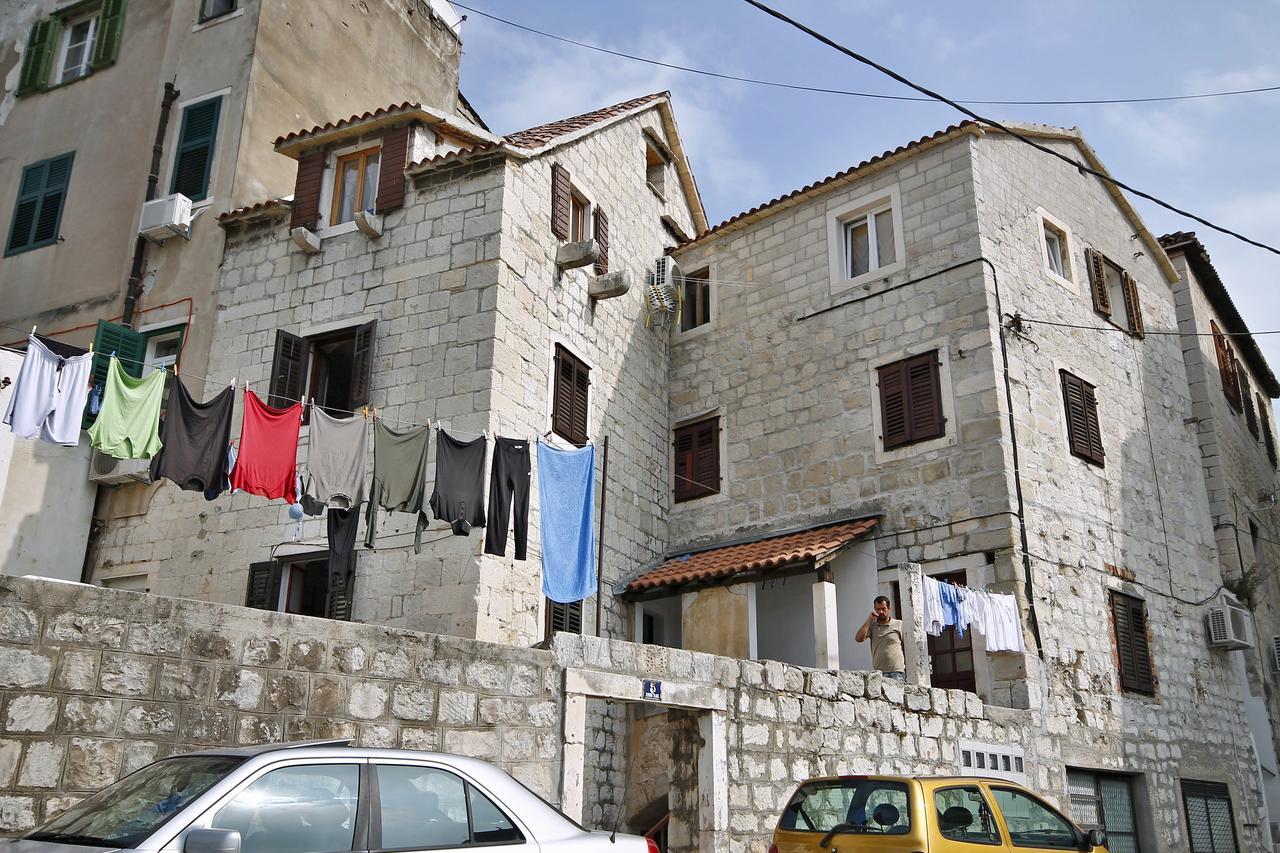Stone Rose In Center Apartment Split Luaran gambar